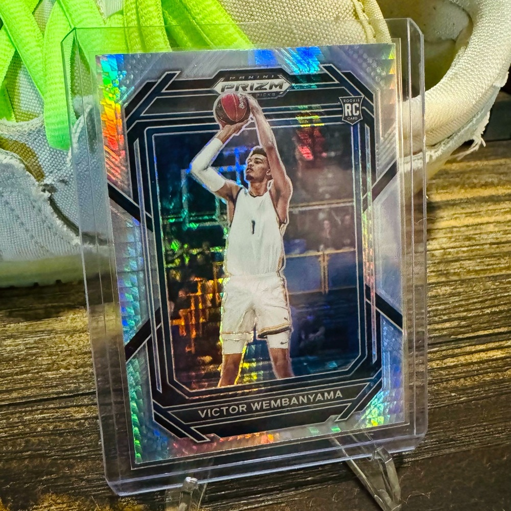 2024 Hyper Prizm Wembanyama RC Panini